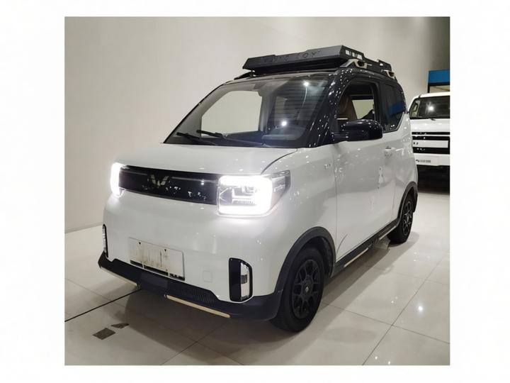 Hongguang MINIEV 2022 GAMEBOY 200km LFP