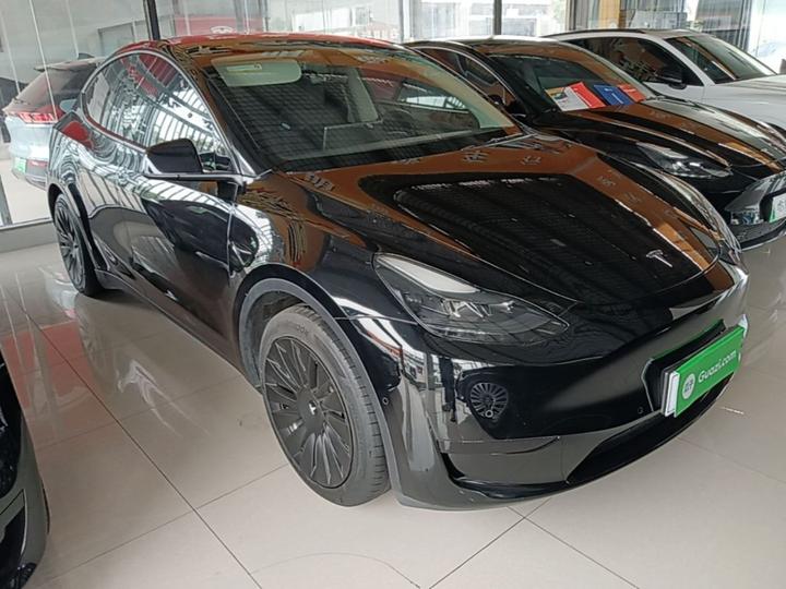 Model Y 2022 Facelift RWD photo 3