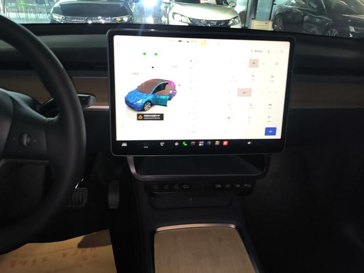 Model Y 2022 RWD photo 8