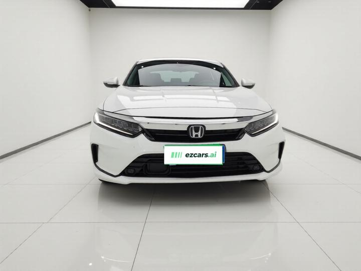 2022 Hybrid 2.0L photo 3