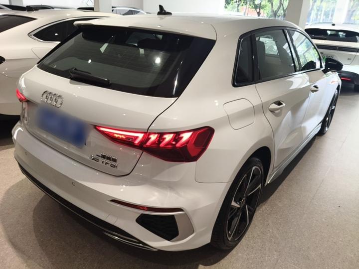 A3 2022 Sportback 35 TFSI Fashion Sport photo 6