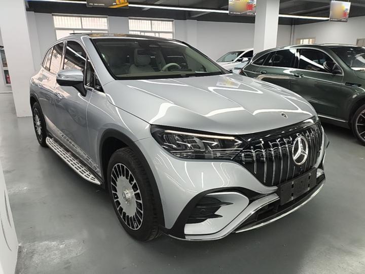 EQE SUV 2023 350 4MATIC photo 3