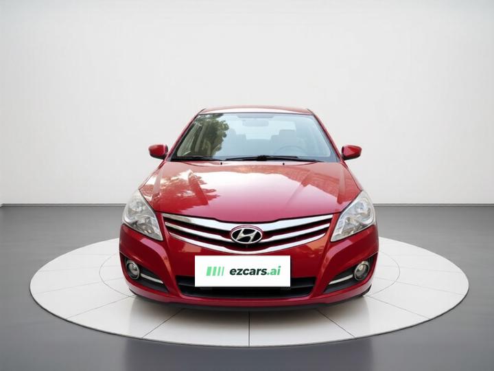 Dynamic 2011 1.6L AT Comfort photo 2