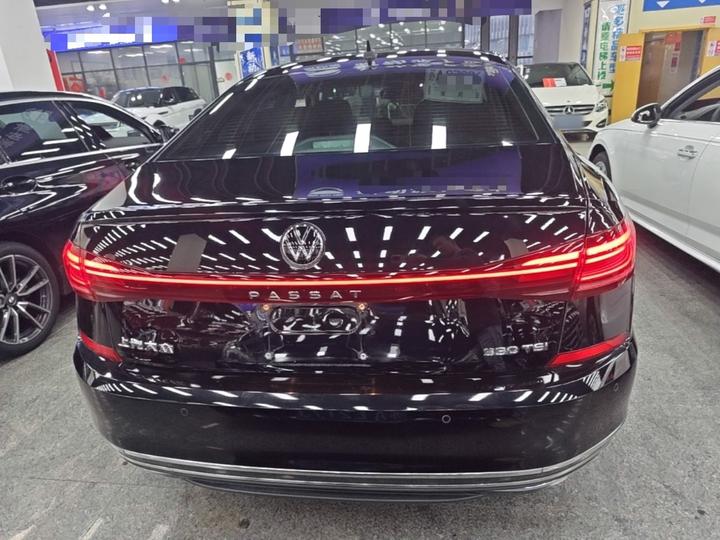 Passat 2022 330TSI Luxury photo 3