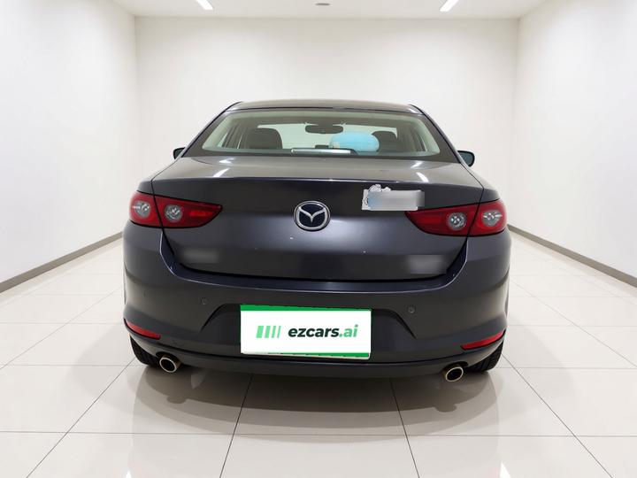 3 Axela 2021 2.0L AT photo 5
