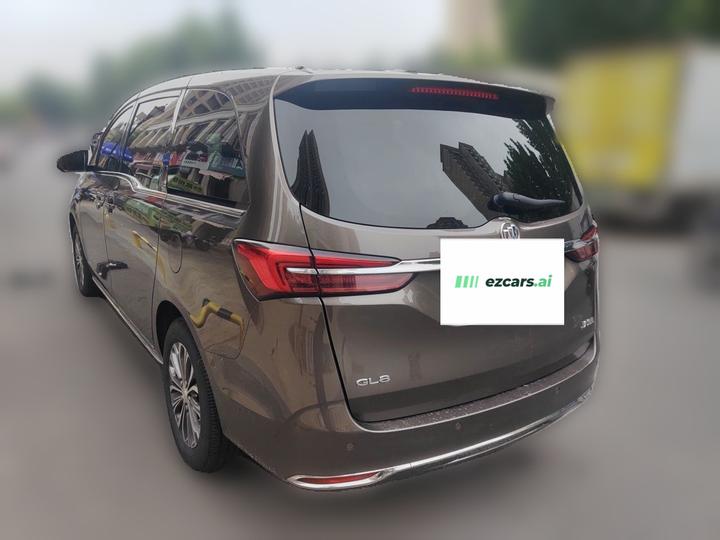 GL8 2023 Facelift Luxury photo 4