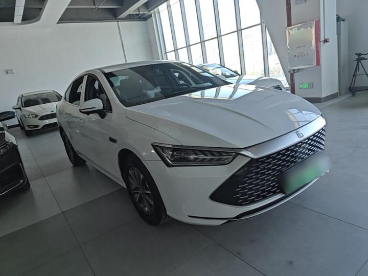 Qin PLUS 2021 DM-i 55KM Premium photo 3