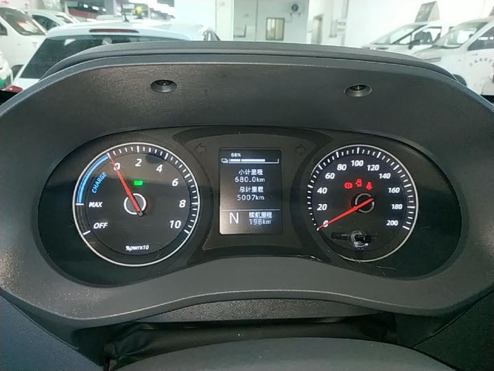 Wuling 2024 300km Comfort Bus 75kW photo 7
