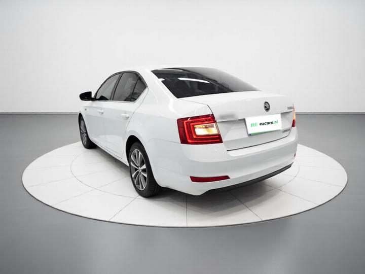 Octavia 2017 1.6L AT photo 4