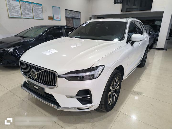 XC60 2024 B5 AWD Luxury