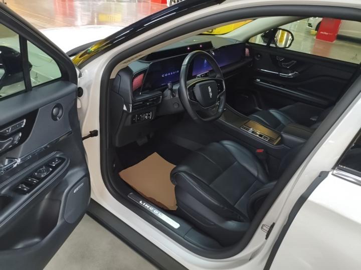 Corsair 2024 2.0T AWD photo 5