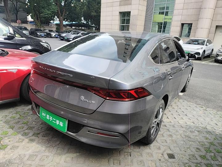 Qin PLUS 2021 EV 400KM Luxury photo 4
