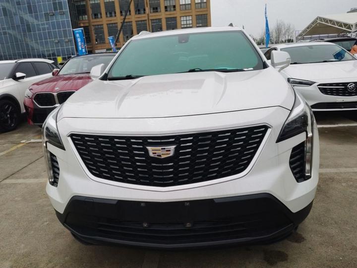 XT4 2018 28T RWD Tech photo 2