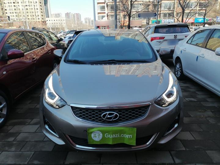 Elantra 2016 1.6L AT Smart photo 2