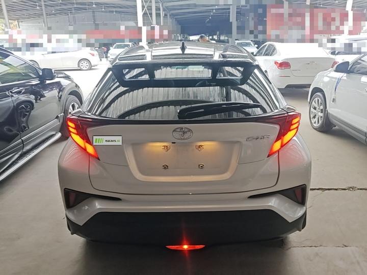 C-HR 2021 2.0L Luxury photo 5