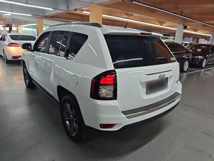 Compass Imported 2014 Facelift 2.4L AWD Comfort photo 4