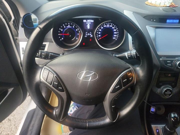 Elantra 2015 1.6L AT Premium photo 7