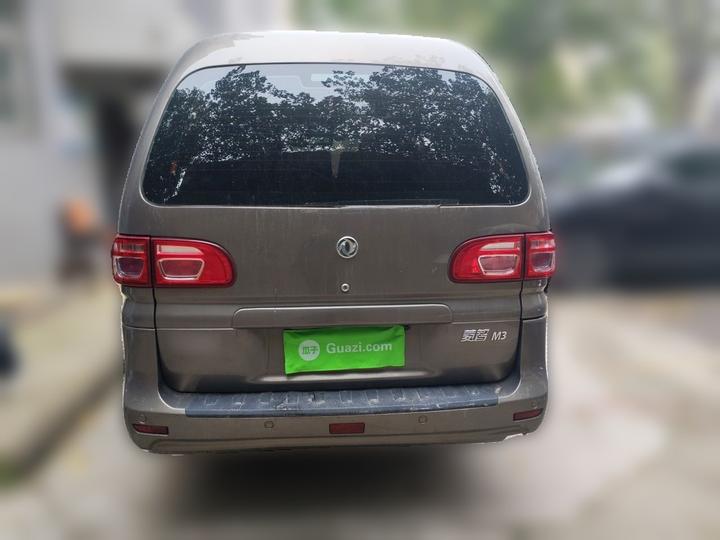 Lingzhi 2017 M3L 1.6L 7-Seater Standard photo 3