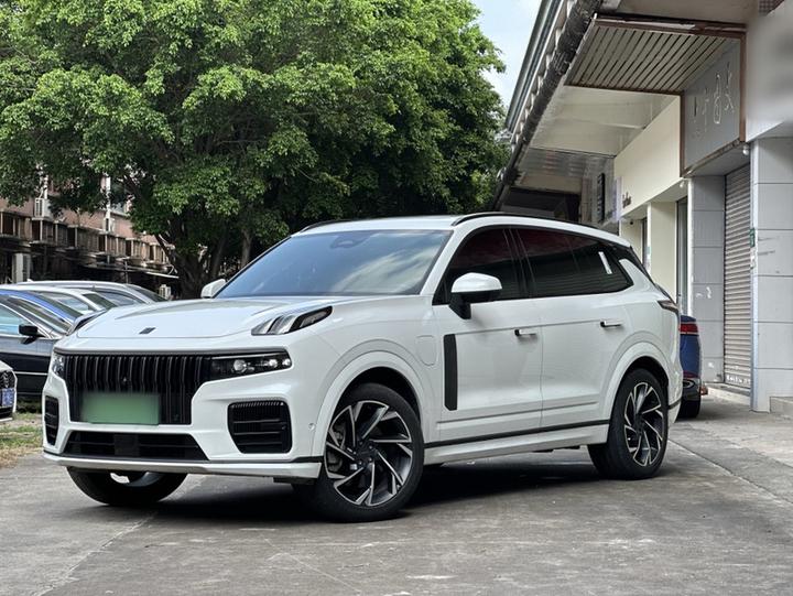 09 EM-P 2021 2.0T PHEV Halo 6-Seater
