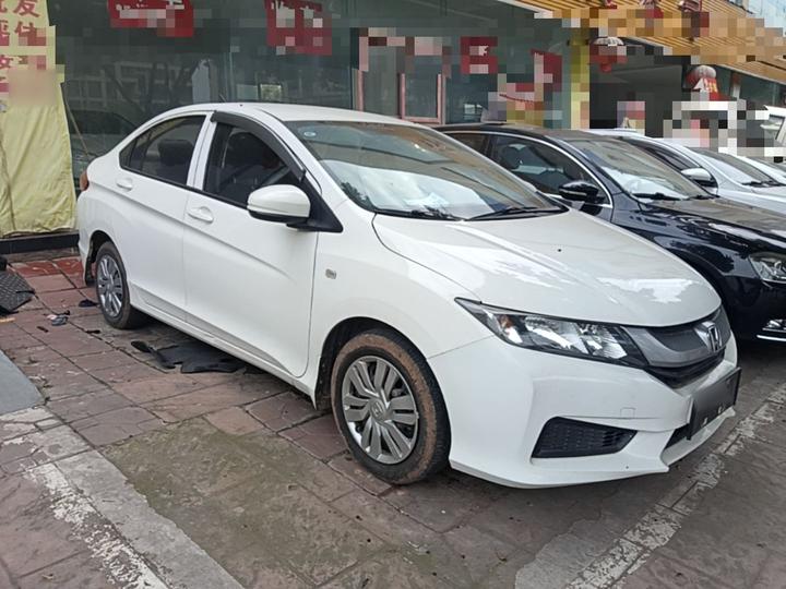 2017 1.5L CVT Comfort photo 3