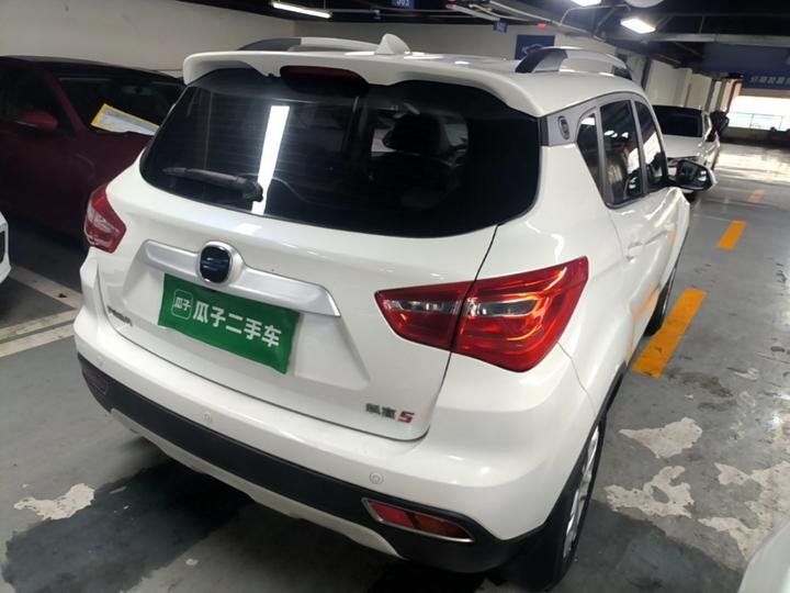 5 2019 1.6L AT Classic China V photo 4