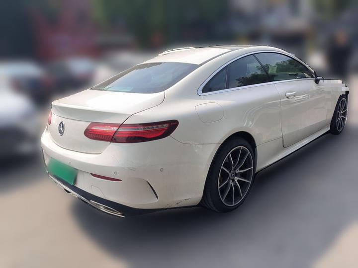 E-Class Imported 2018 E 200 4MATIC Coupe photo 6