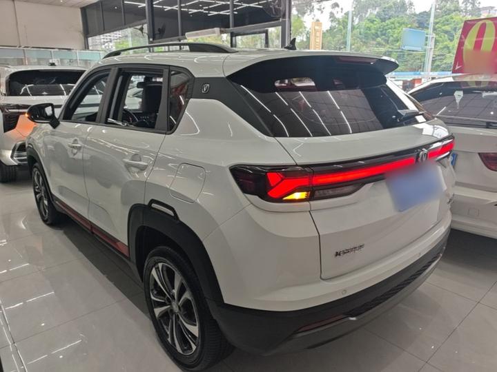 CS35PLUS 2023 Enjoy 1.4T DCT Luxury photo 4