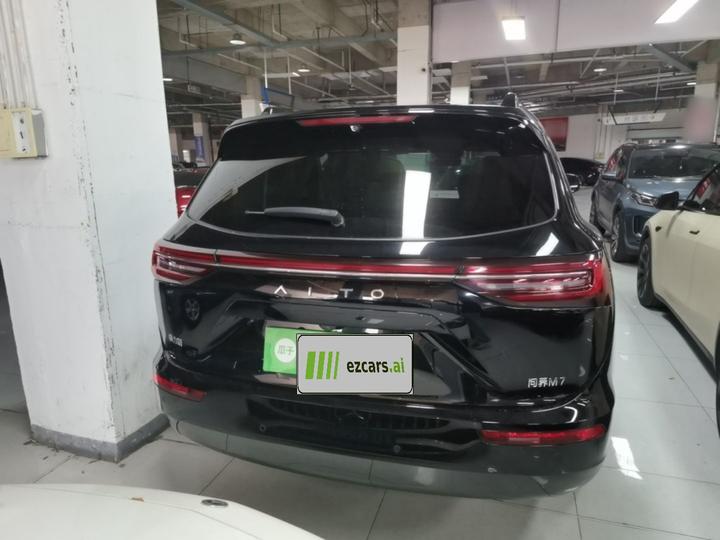 HIMA AITO M7 2024 1.5T ADAS RWD Ultra 5-Seater photo 5
