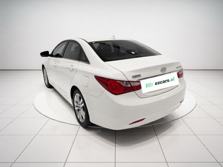 Sonata 2013 2.0L AT Fashion photo 4