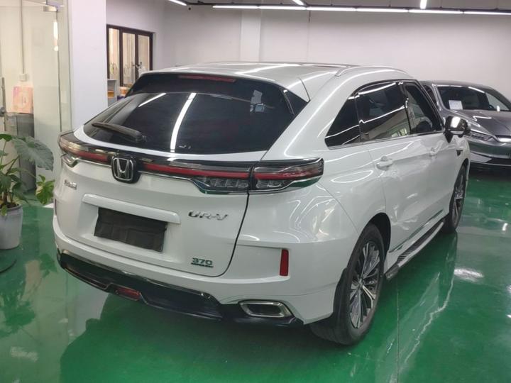 UR-V 2020 370TURBO RWD photo 4