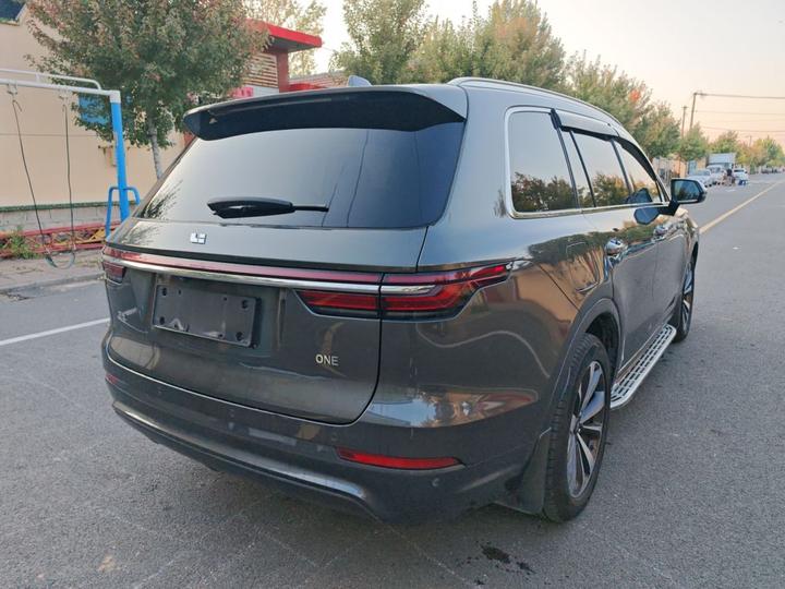Li Auto ONE 2020 EREV 6-Seater photo 4