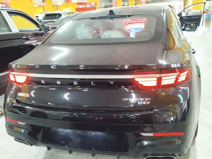 Preface 2026 i-HEV Hybrid photo 5