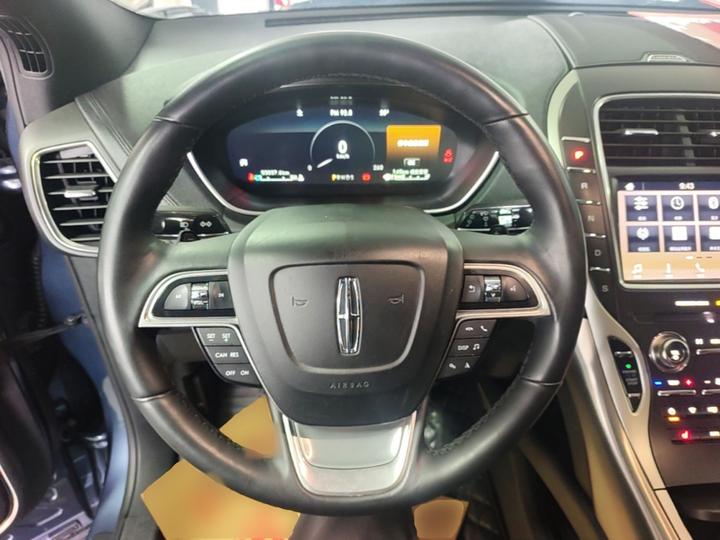Nautilus Imported 2019 2.0T RWD Exclusive China VI photo 5