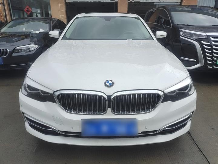 5 Series 2020 525Li Luxury photo 2