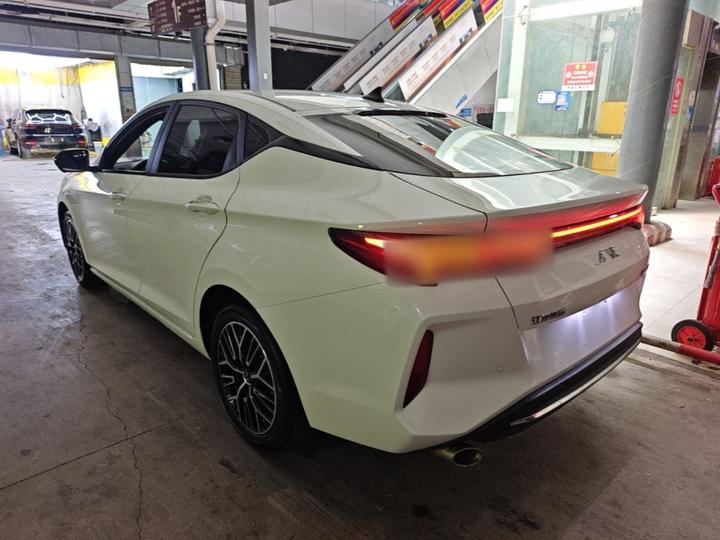 JAC A5 PLUS 2023 1.5T AT Premium photo 4