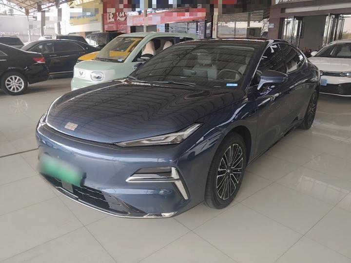 Galaxy Starlight 8 2025 130km EM-i Premium