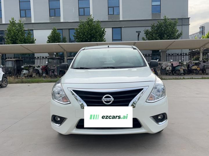 2016 1.5XE CVT Leading photo 2