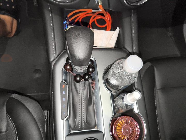 2020 650T 7-Seater photo 6