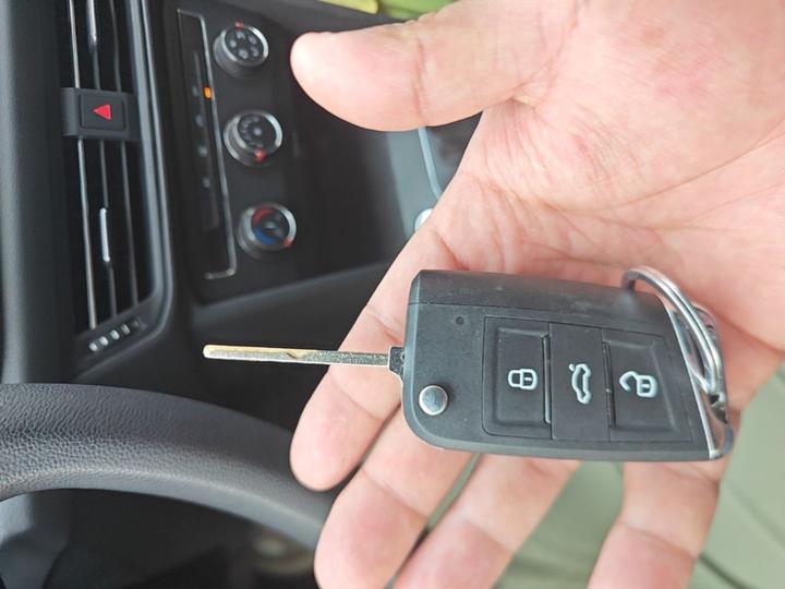 Tharu 2021 280TSI RWD photo 8