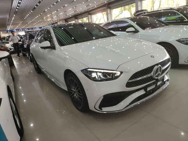 C-Class 2024 Facelift C 260 L Sport photo 3