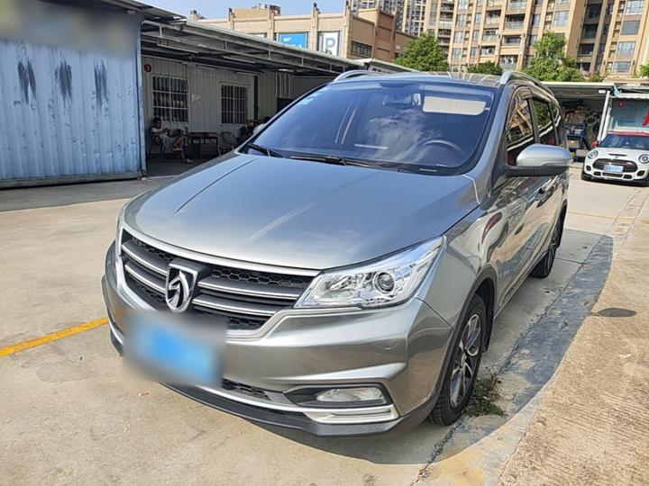 730 2019 1.5T MT Fashion 7-Seater China V