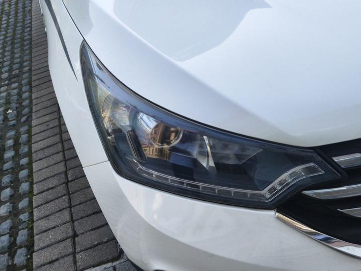 AX7 2015 2.0L AT photo 7