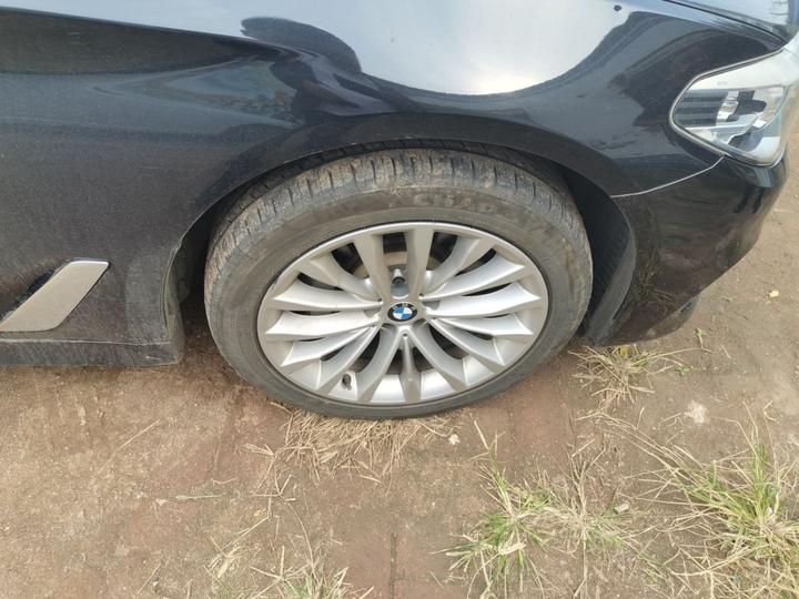 5 Series 2019 530Li xDrive Luxury photo 8