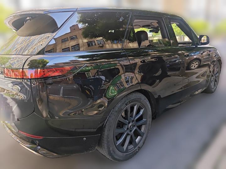 Range Rover Sport 2023 400PS Dynamic SE photo 6