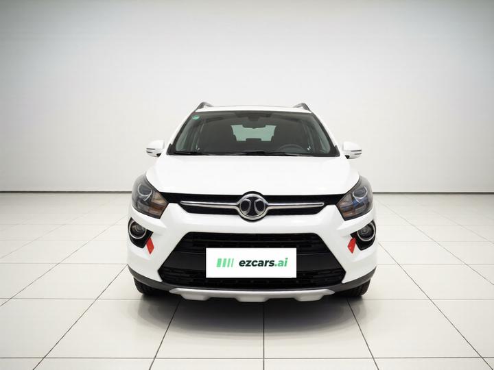 BAIC X25 2017 1.5L AT Elite photo 2