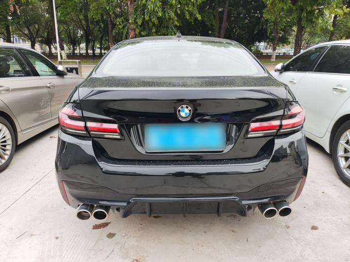 5 Series 2017 520Li photo 3