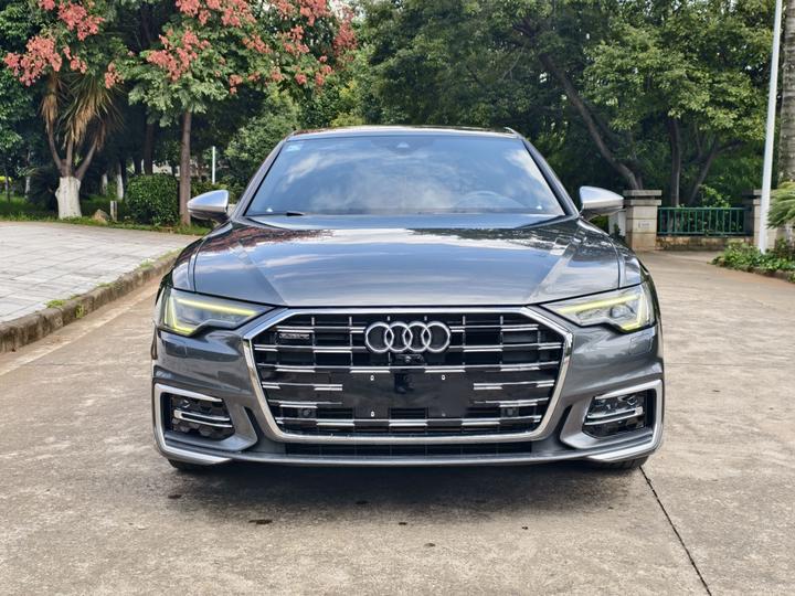 A6L 2020 55 TFSI quattro Exclusive Dynamic photo 2