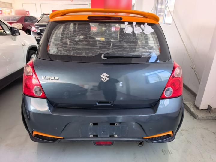 Swift 2016 1.5L AT Fashion photo 5