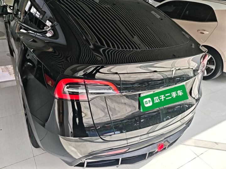 Model Y 2021 Standard Range RWD photo 3