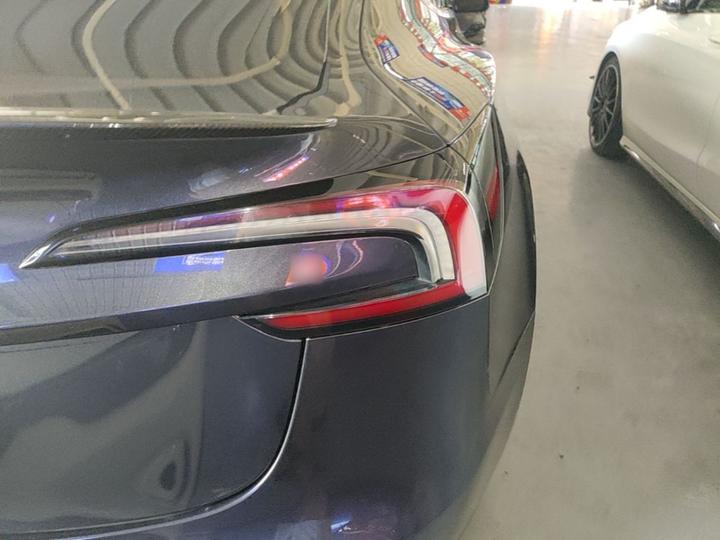 Model 3 2023 RWD photo 7